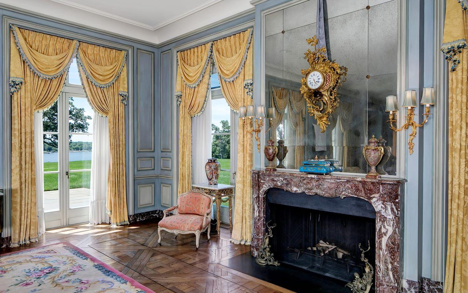 Jon Bon Jovi har tillsammans med sin fru inrett huset i en stil som påminner om ett franskt slott.