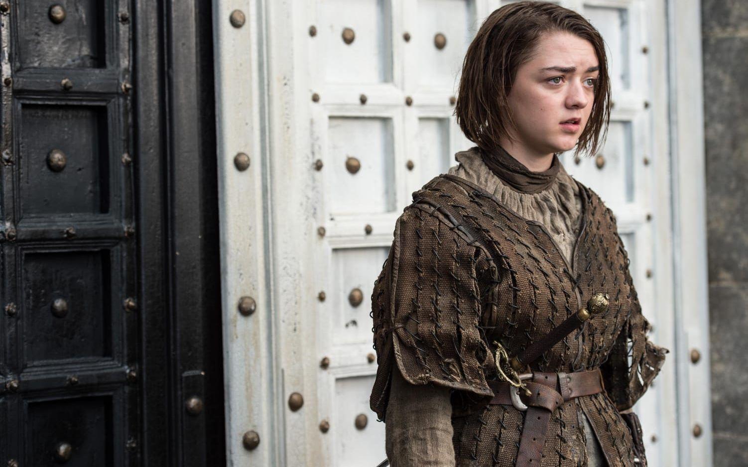<strong>Säsong 5, avsnitt 2:</strong> Arya tvingades resa land och rike efter att pappa Ned dog. Men till slut begav hon sig till Braavos för att bli lönnmördare.Bild: HBO
