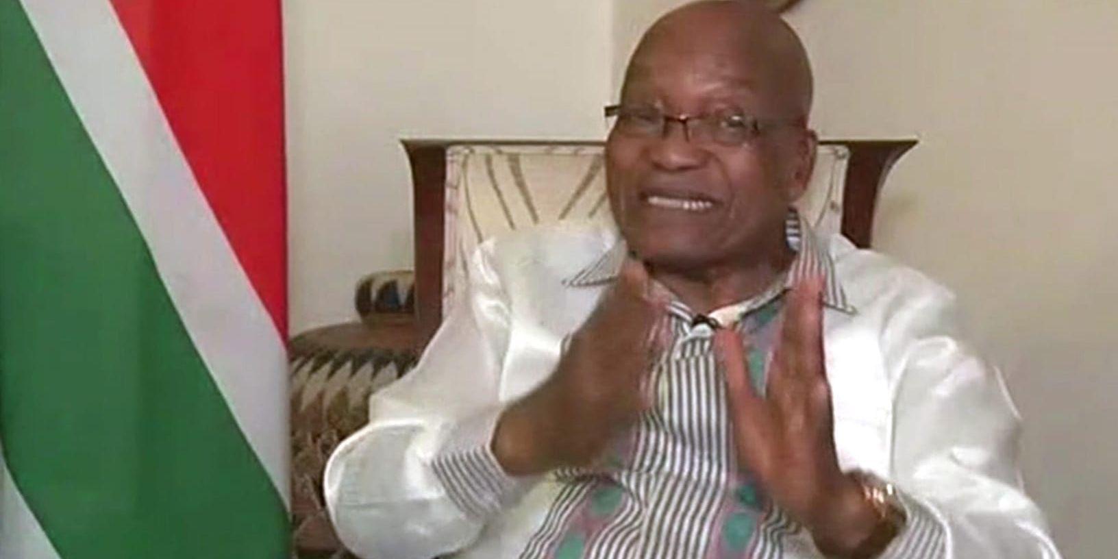 Sydafrikas tidigare president Jacob Zuma ska infinna sig hos domstolen i Durban den 6 april. Han är anklagad för korruption. Arkivbild.