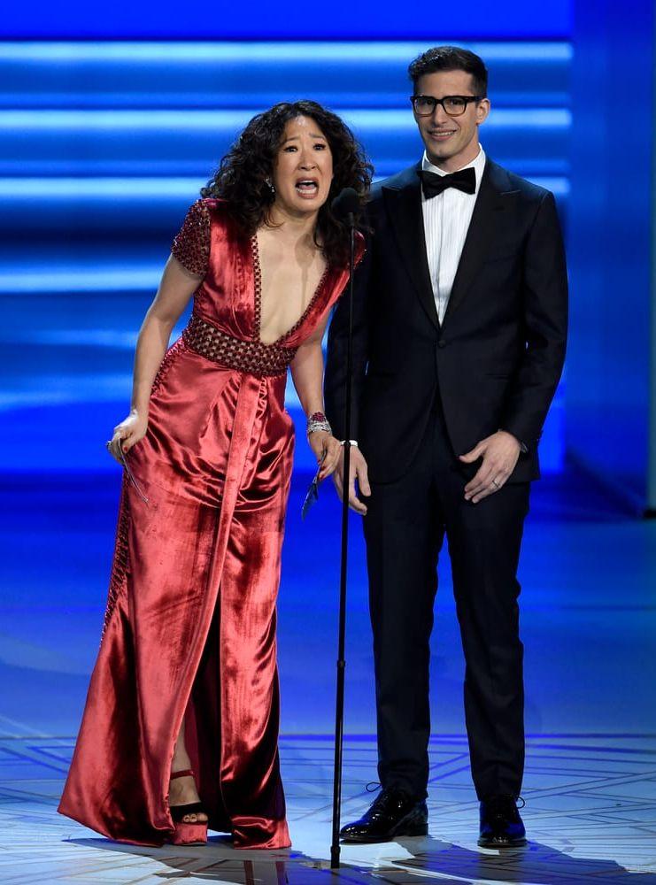 Sandra Oh och Andy Samberg delade ut pris för bästa regi.