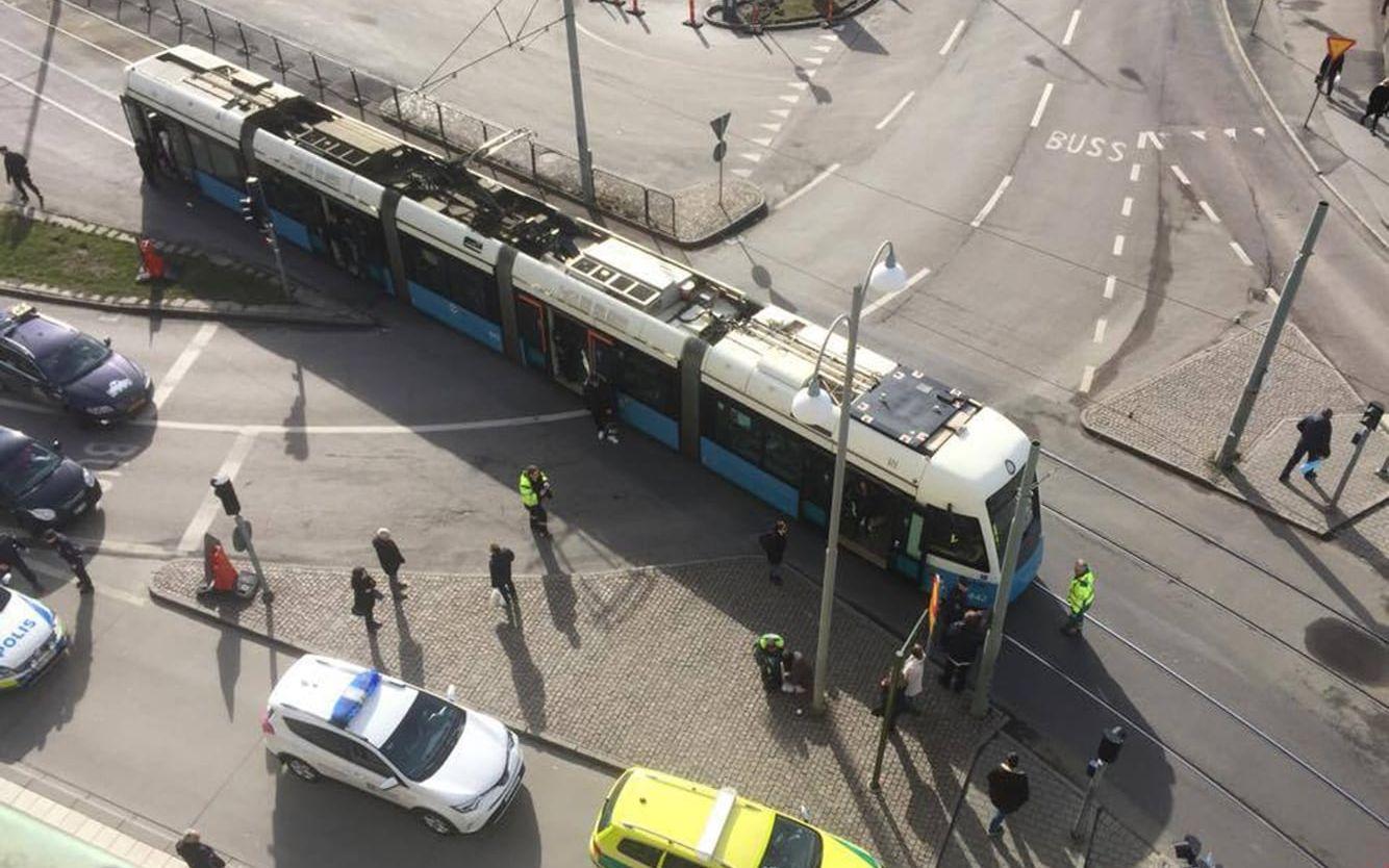 En kvinna har blivit påkörd av en spårvagn i centrala Göteborg. FOTO: Läsarbild
