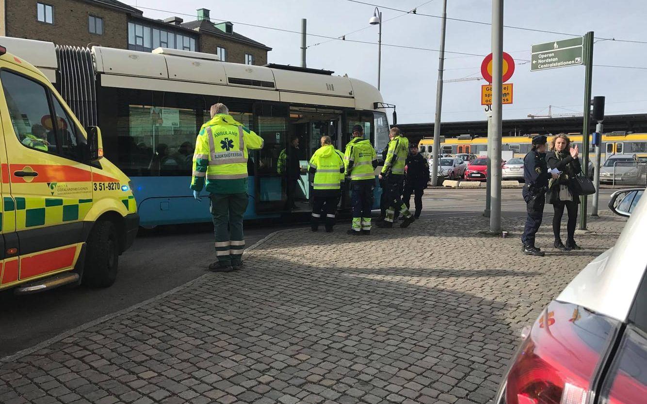 En kvinna har blivit påkörd av en spårvagn i centrala Göteborg. FOTO: Läsarbild