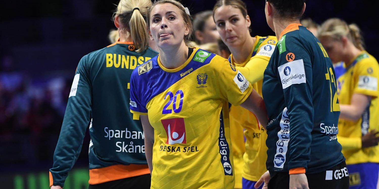 Sveriges Isabelle Gulldén efter förlusten mot Montenegro.