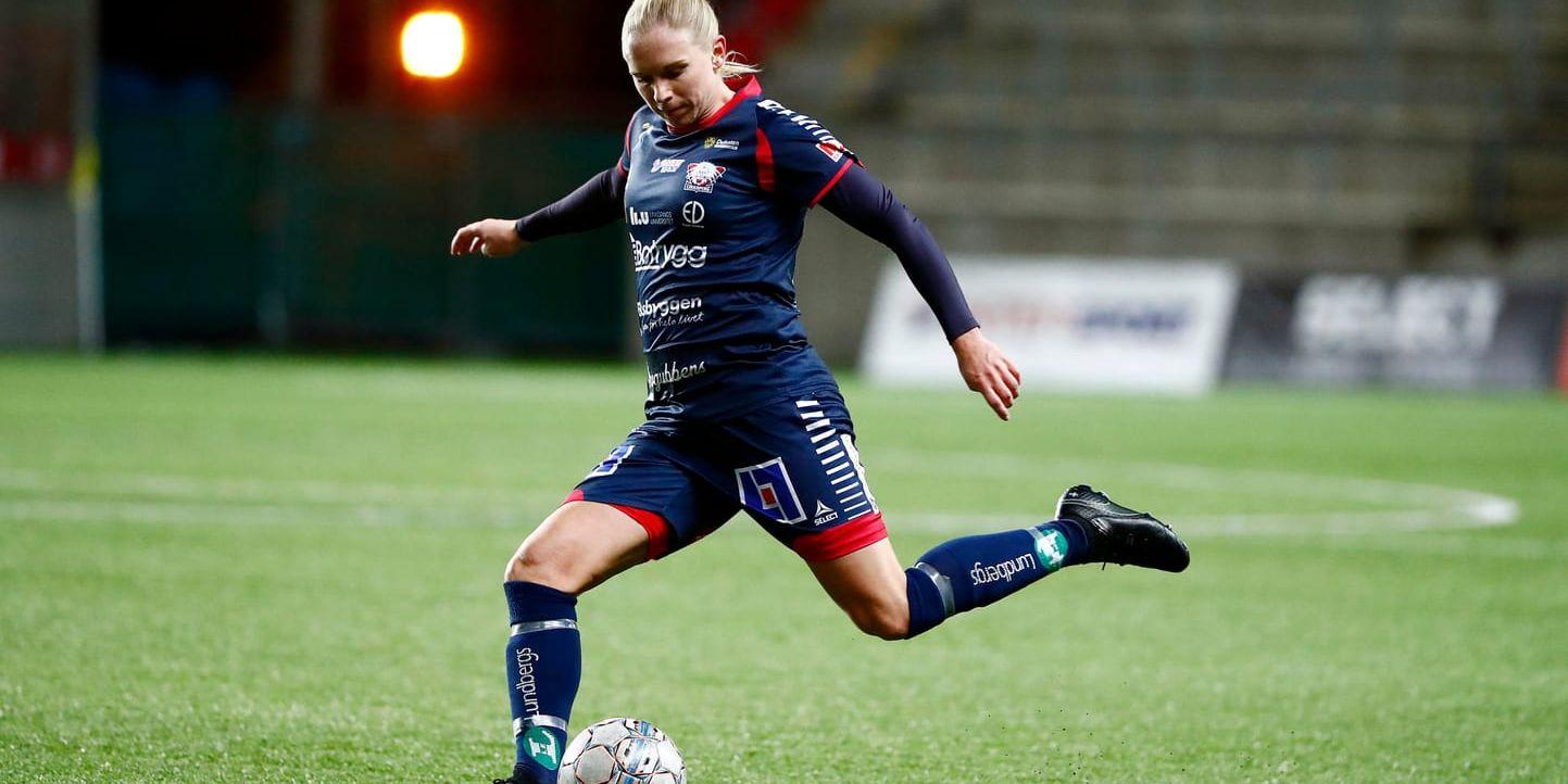 Linköpings Jonna Andersson i Champions League-åttondelsfinalen hemma mot Sparta Prag (3–0) i november. Hon får nu inte spela i åttondelsfinalen för sin nya klubb Chelsea. Arkivbild.