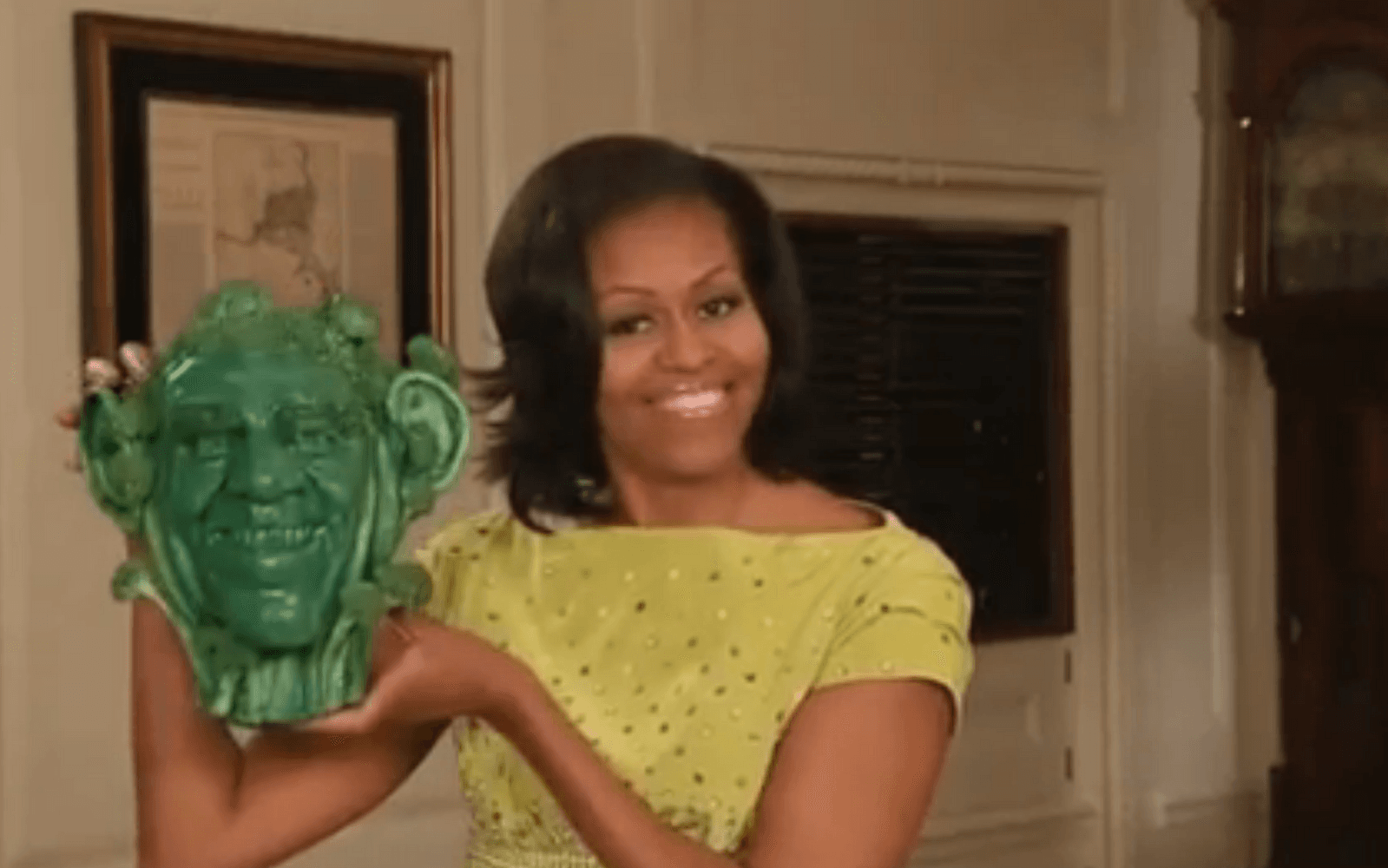 Och vem kan glömma när Michelle Obama presenterade David Lettermans topp 10-lista "Tio roliga faktan om trädgårdsarbete" och visade upp en stor Barackoli. Den verkliga orsaken till att hon medverkade var naturligtvis för att marknadsföra boken "American Grown" som är en del i hennes försök att få amerikaner att äta nyttigare.