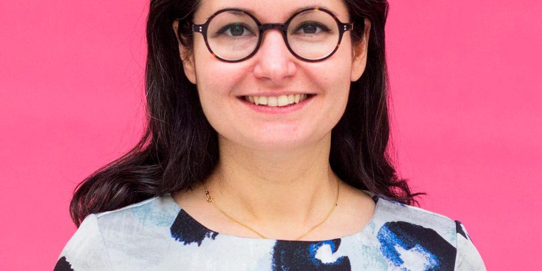 Gita Nabavi från Stockholm föreslås som partiledare i Feministiskt initiativ, i par med Gudrun Schyman.