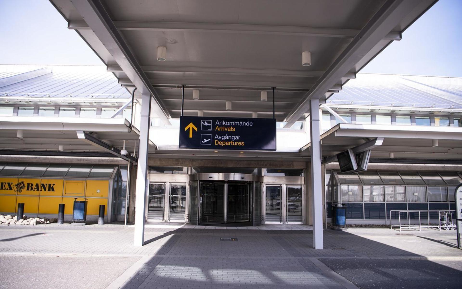 Entrén till flygplatsen när GP var på plats i april.