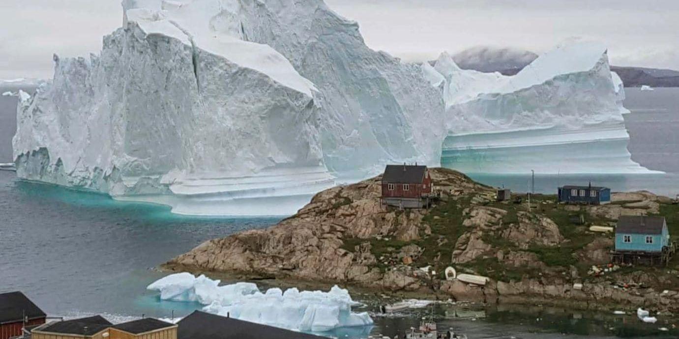 Isberget vid ön Innaarsuit på nordvästra Grönland.
