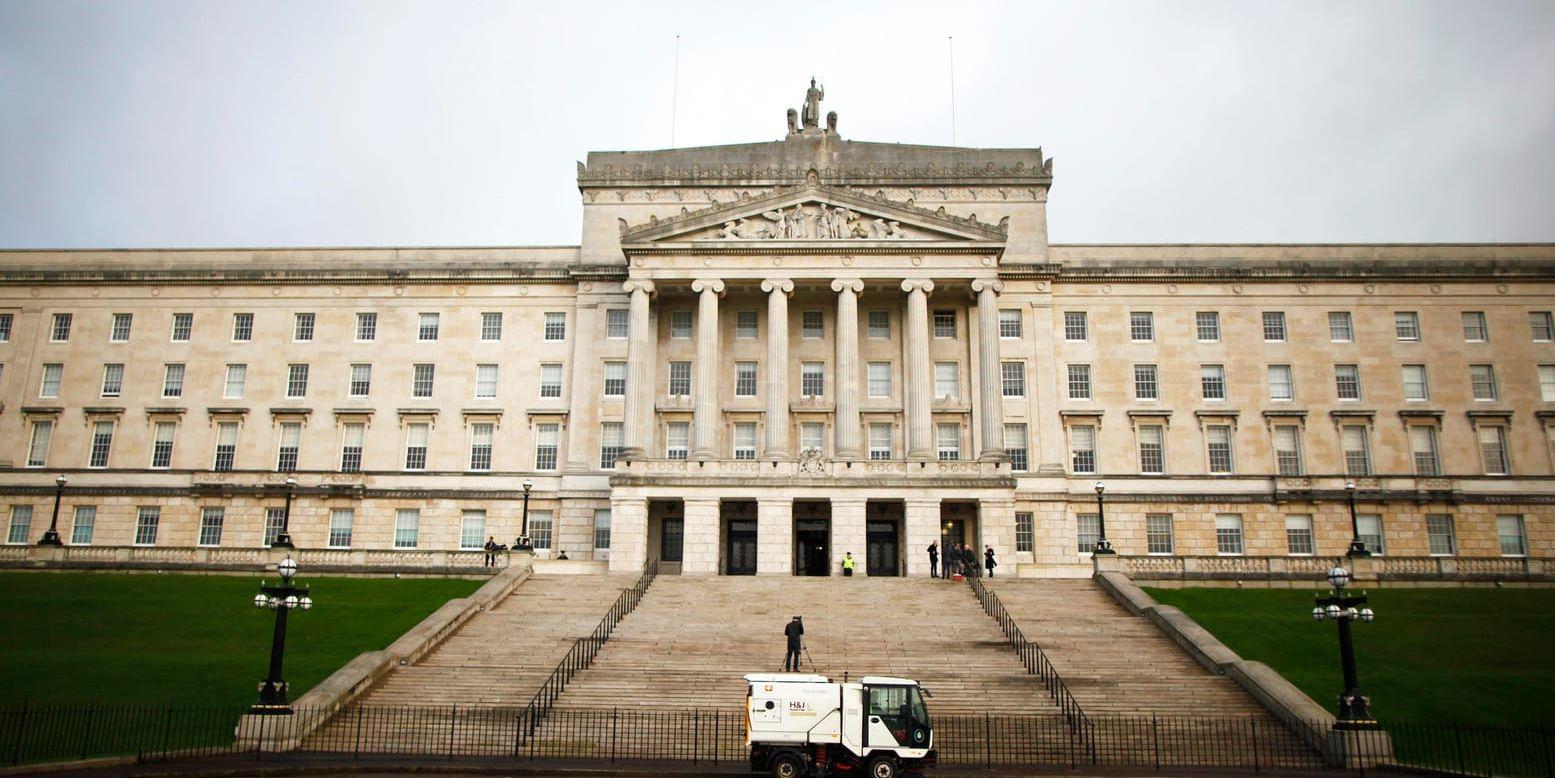 DUP och Sinn Féin återupptar förhandlingarna om regionens budget i Nordirlands parlament, inrymt här på egendomen Stormont. Arkivbild.