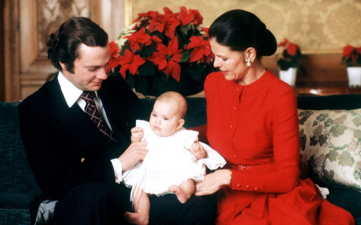 December, 1977: Victoria första jul på slottet.