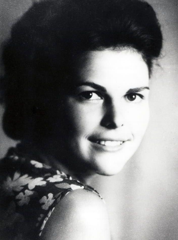 1964: Silvia är 21 år gammal på det här fotografiet som är taget ett år efter hennes examen. Fotot är taget i västtyska München.