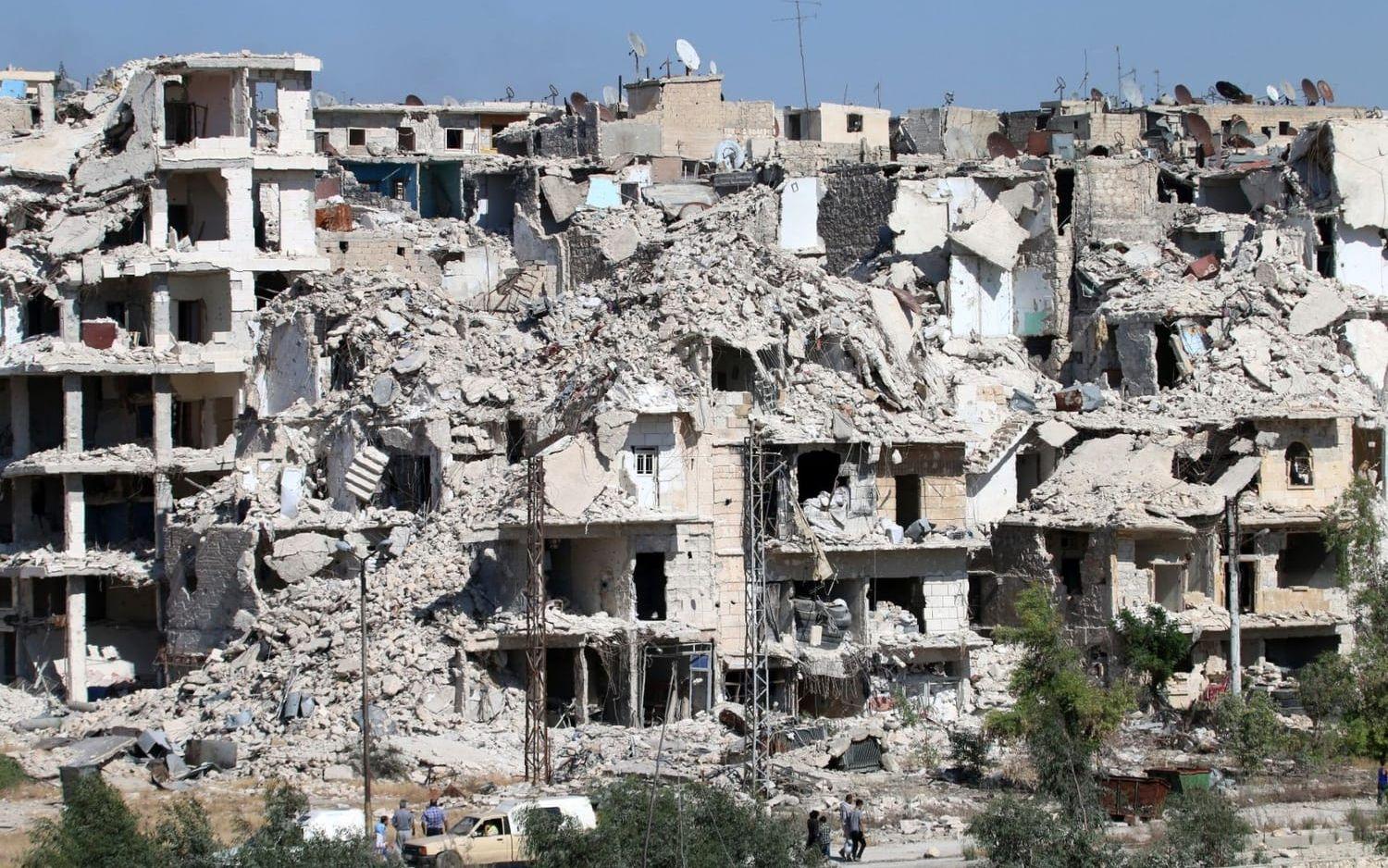 I flera delar av Aleppo är skadorna på både staden och befolkningen omfattande. Bild: TT
