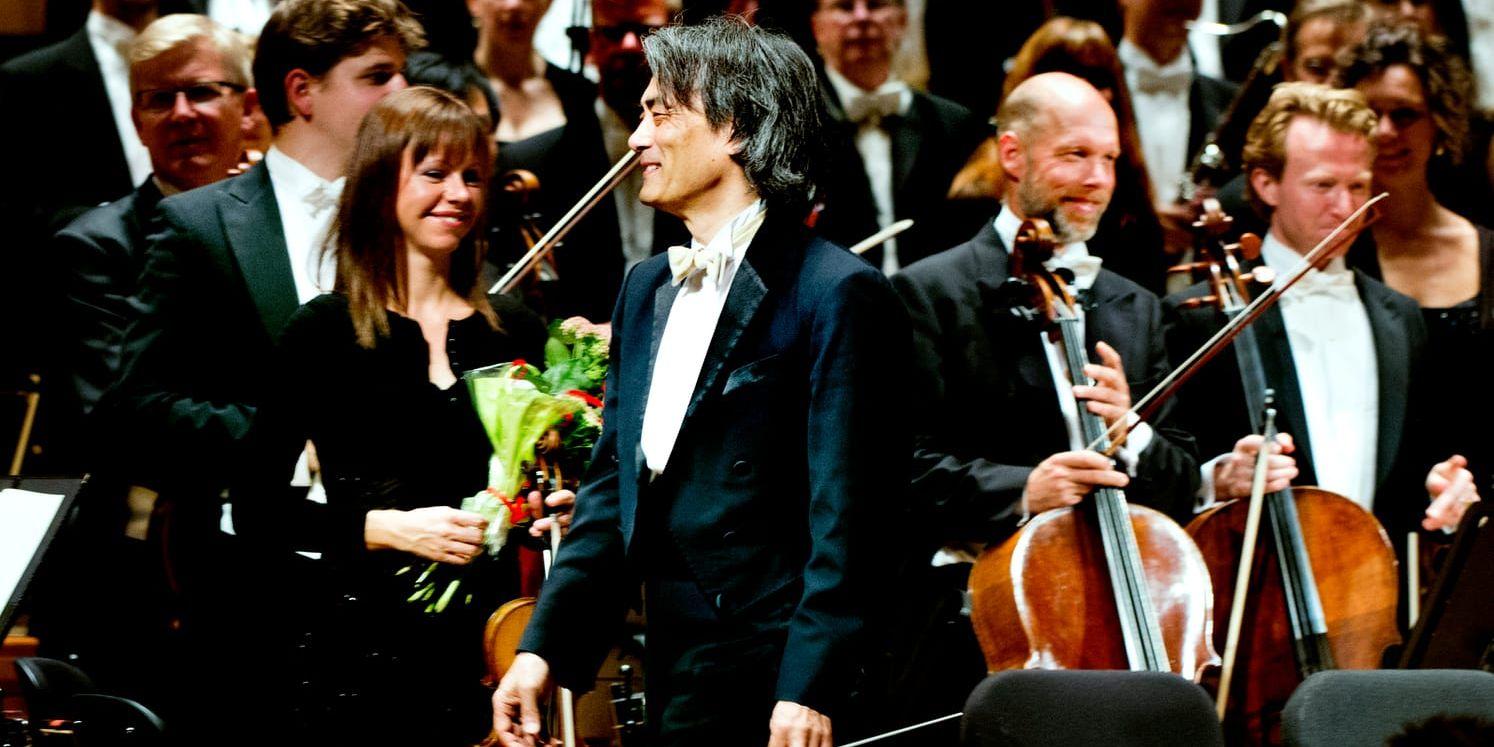 Dirigenten Kent Nagano tillsammans med Göteborgs symfoniker vid en tidigare konsert.