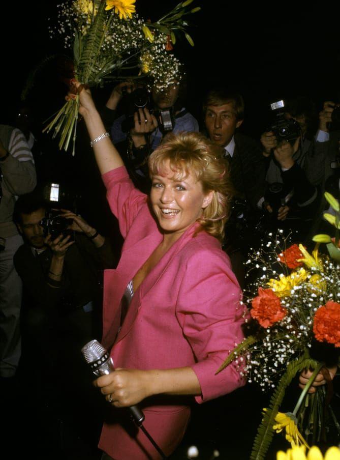 1985 - Kikki Danielsson med "Bra vibrationer"