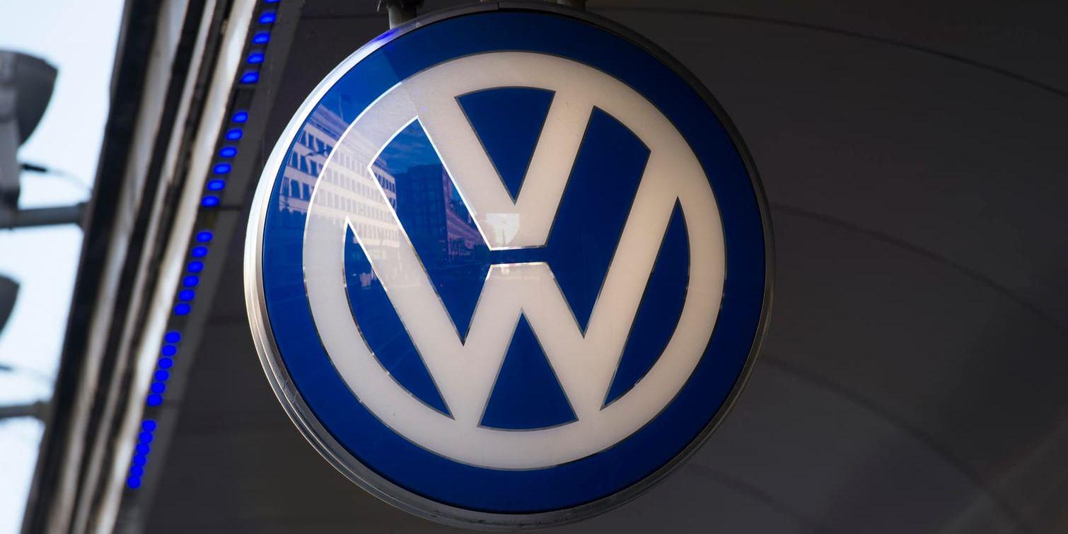 I samband med dieselskandalen för tre år sedan blev VW synonymt med miljöfusk. Nu vill bolaget förbättra anseendet med en "grön" produktion av elbilar. Arkivbild