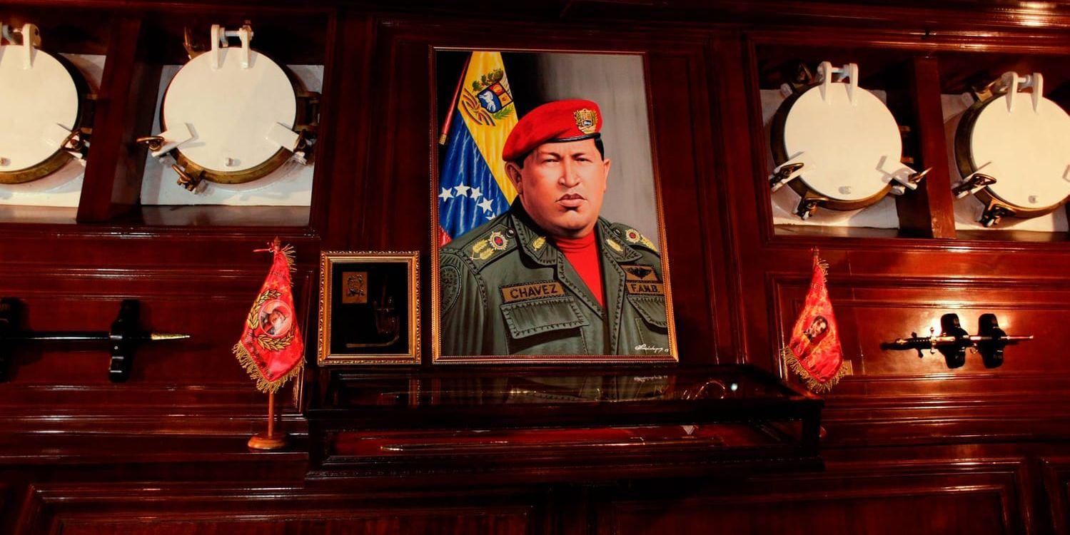 En målning av Venezuelas dåvarande president Hugo Chávez, som avled i cancer 2013. Arkivbild.