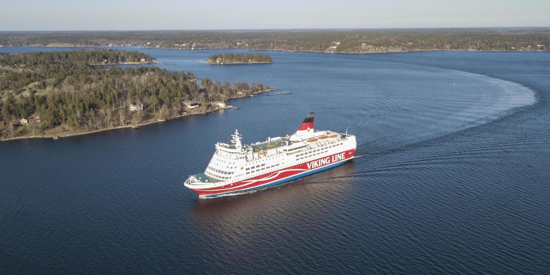 Viking Line stoppar kryssningarna till Åland med fartyget Cinderella. Arkivbild.