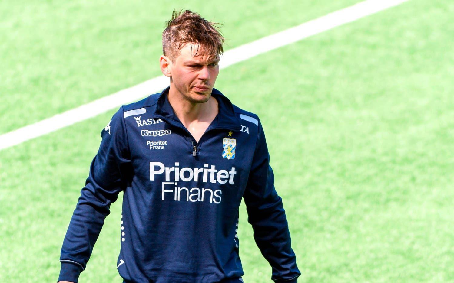 Mads Albaek har tre matcher kvar i Blåvitt-tröjan. Foto: Bildbyrån
