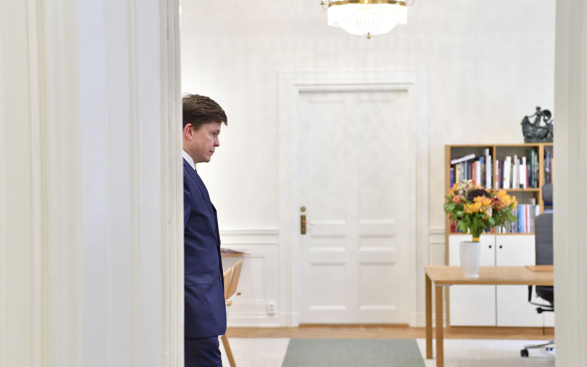 Talman Andreas Norlén på sitt kontor efter han träffat alla partiledarna på måndagen.