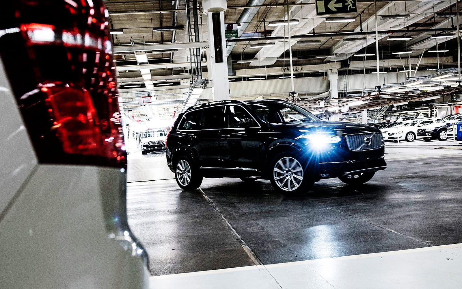 Lyxsuven – den försäljningsmässiga fullträffen Volvo XC90. BILD: TT