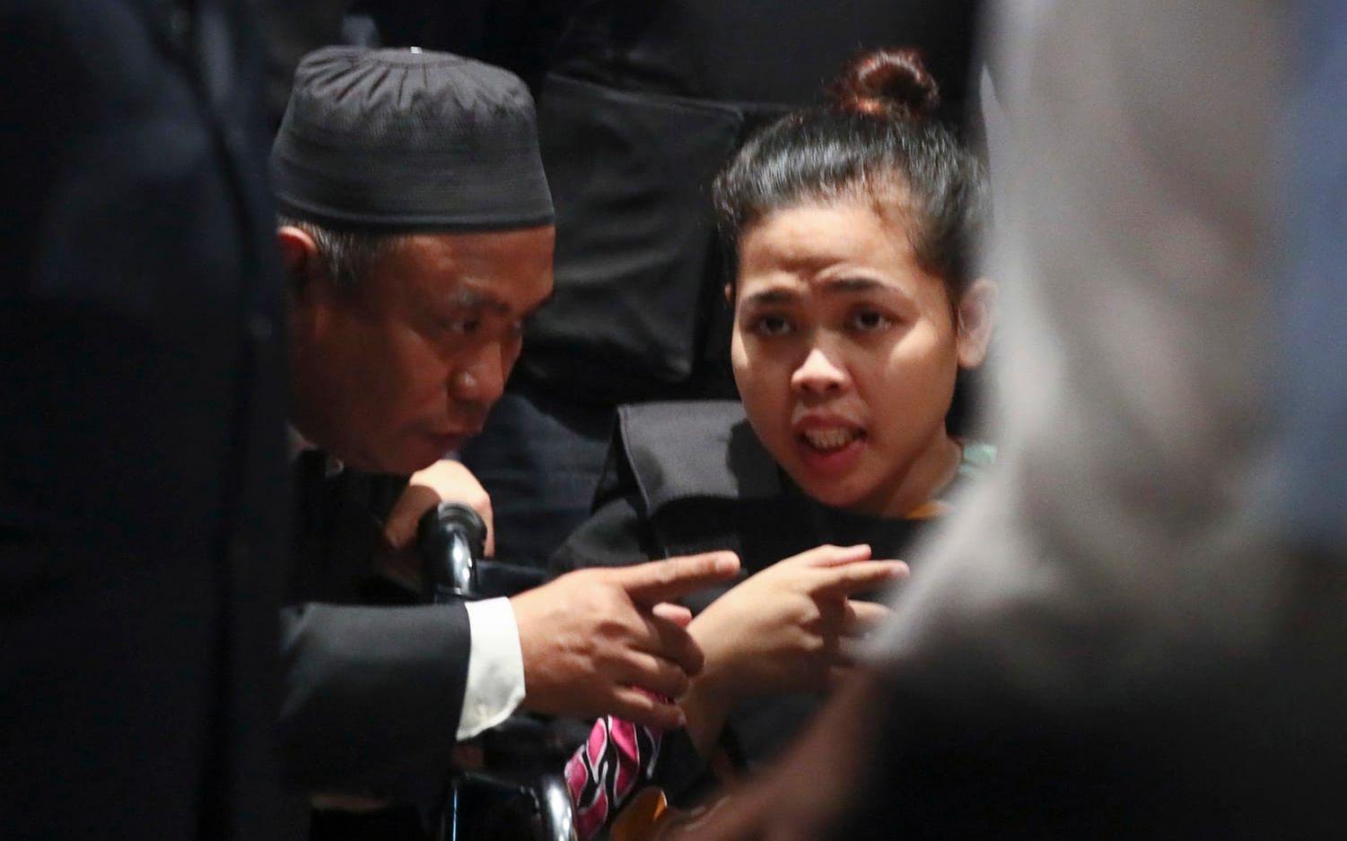 En av de misstänkta kvinnorna som påstås ha kletat nervgift i ansiktet på Kim Jong-Nam. FOTO: AP
