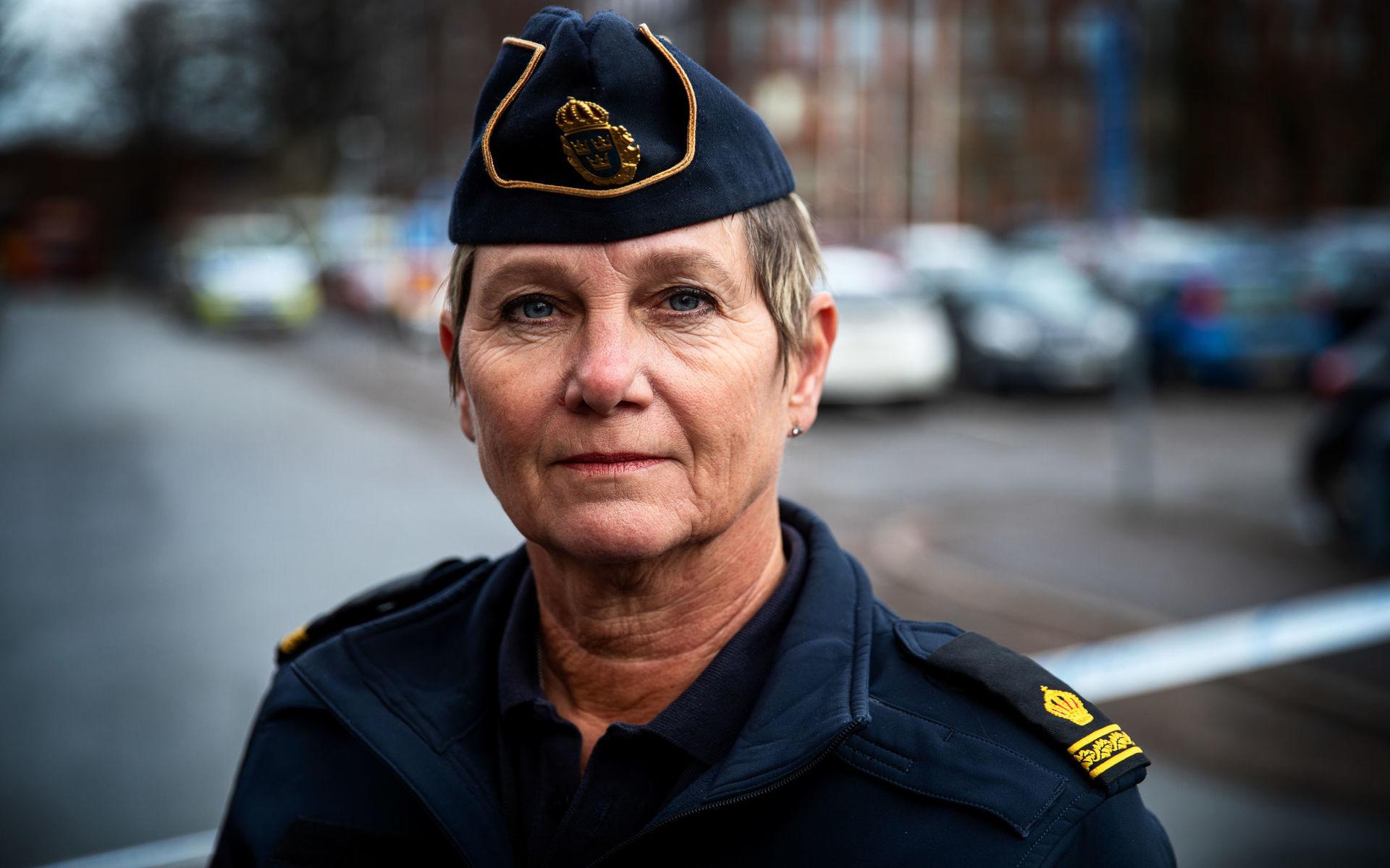Ulla Brehm, Polisens presstalesperson. 