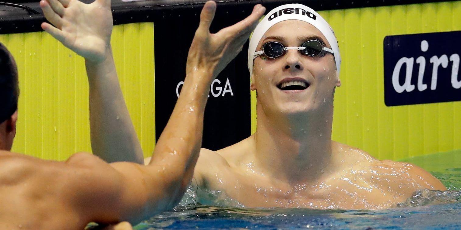 Ryssen Vladimir Morozov satte världsrekord på 100 meter medley.
