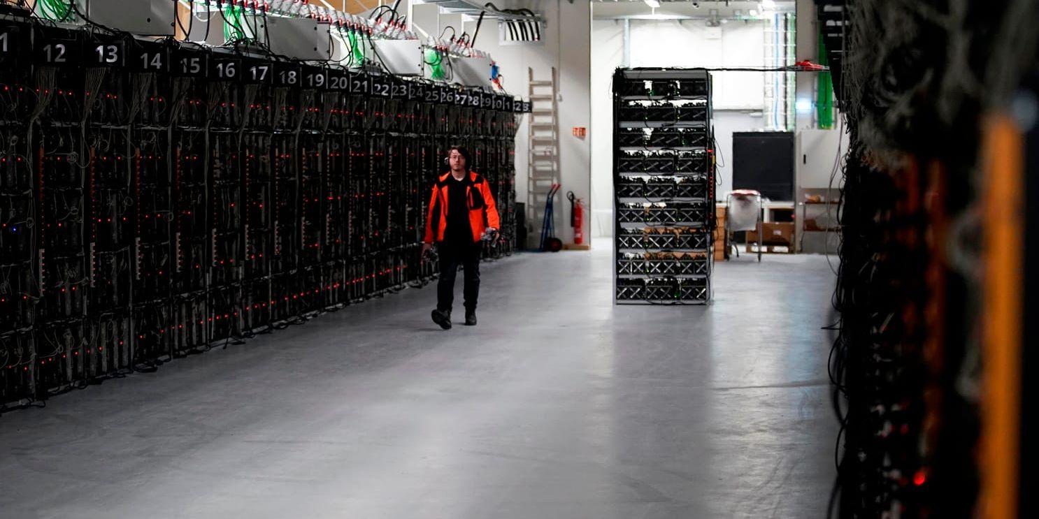 En datorcentral för "brytning" av digital valuta i Keflavik, Island. Ön är populär för sådana anläggningar – och verksamheten lockar även brottslingar.
