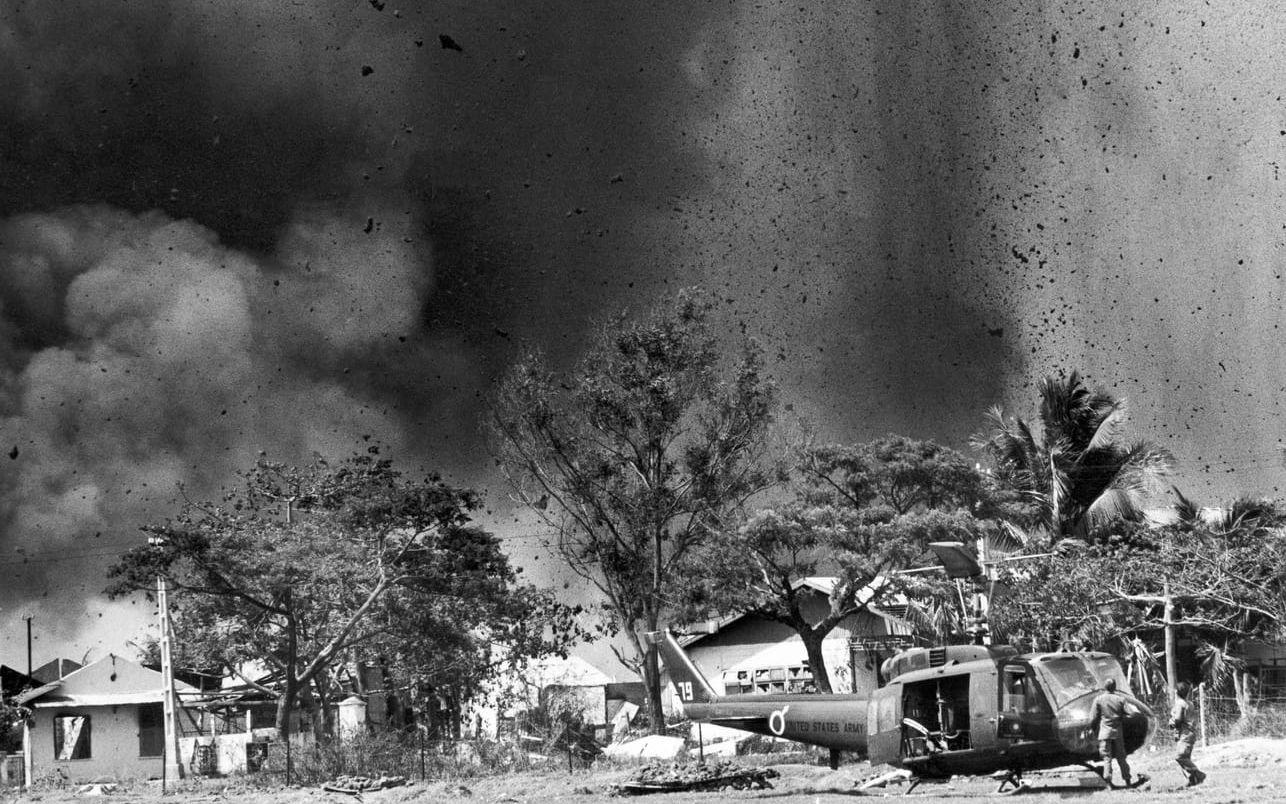 Bomber exploderar i Saigon under Tetoffensiven i maj 1968. Arkivbild
