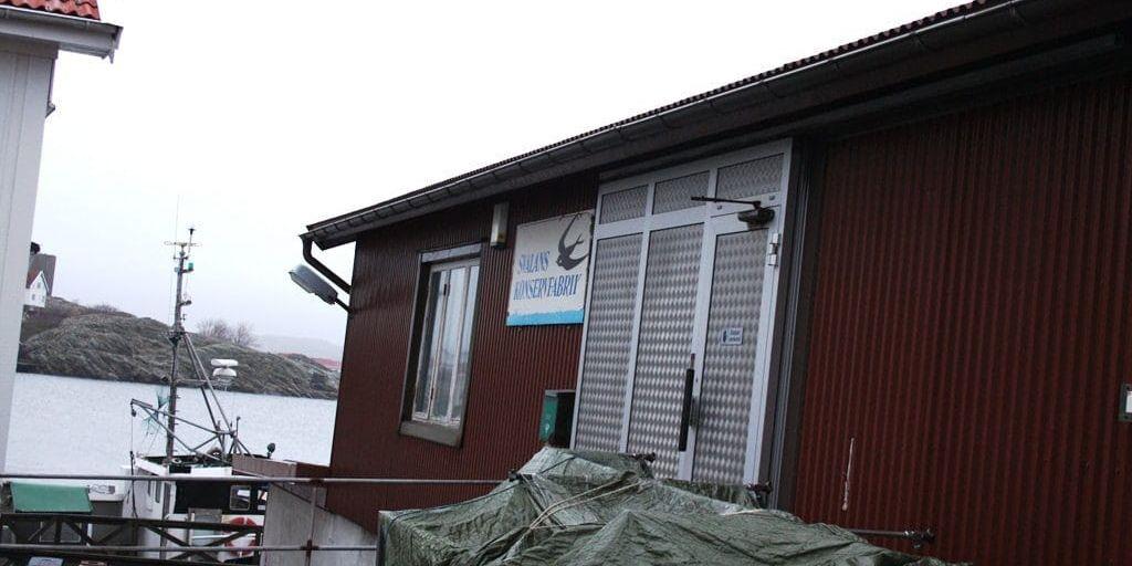 Till salu. Tjörnpolitikern Gösta Andersson är delägare i fastigheten på Klädesholmen som ska säljas för 15 miljoner kronor.