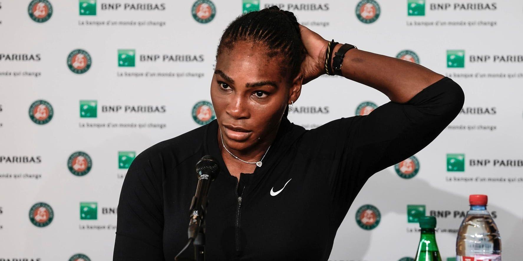 Serena Williams tvingas bryta franska mästerskapen. Nu kommer hon till Wimbledon för att jaga sin åttonde singeltitel. Samtidigt kommer uppgifter om att hon missat ett oanmält dopningstest. Arkivbild.