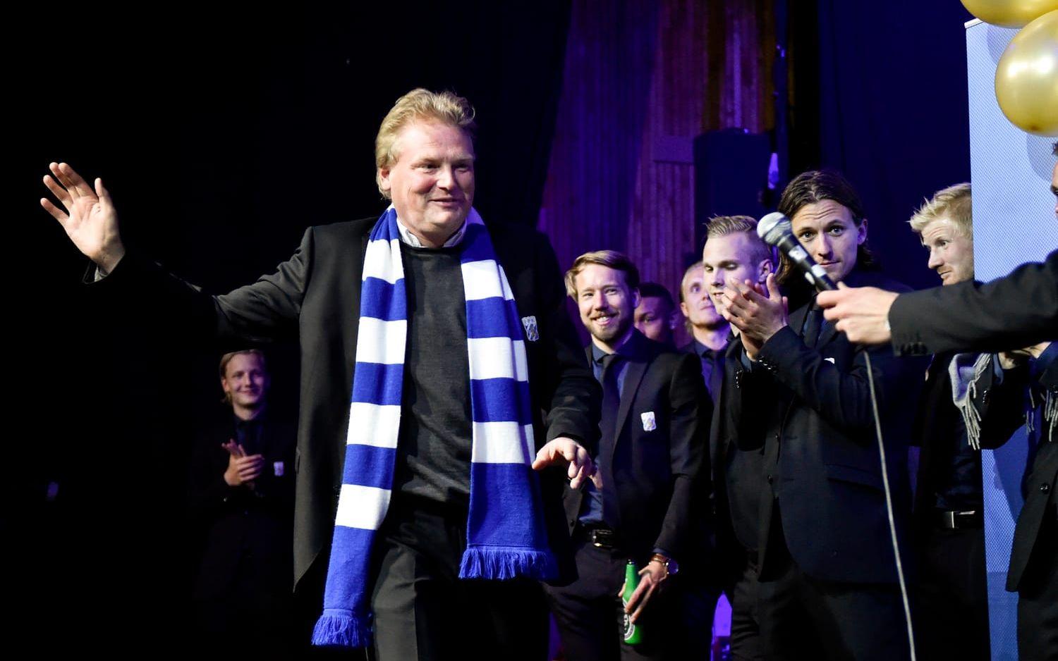 Men det blev en titel för Lennartsson - cupguld 2015. Bild: Bildbyrån