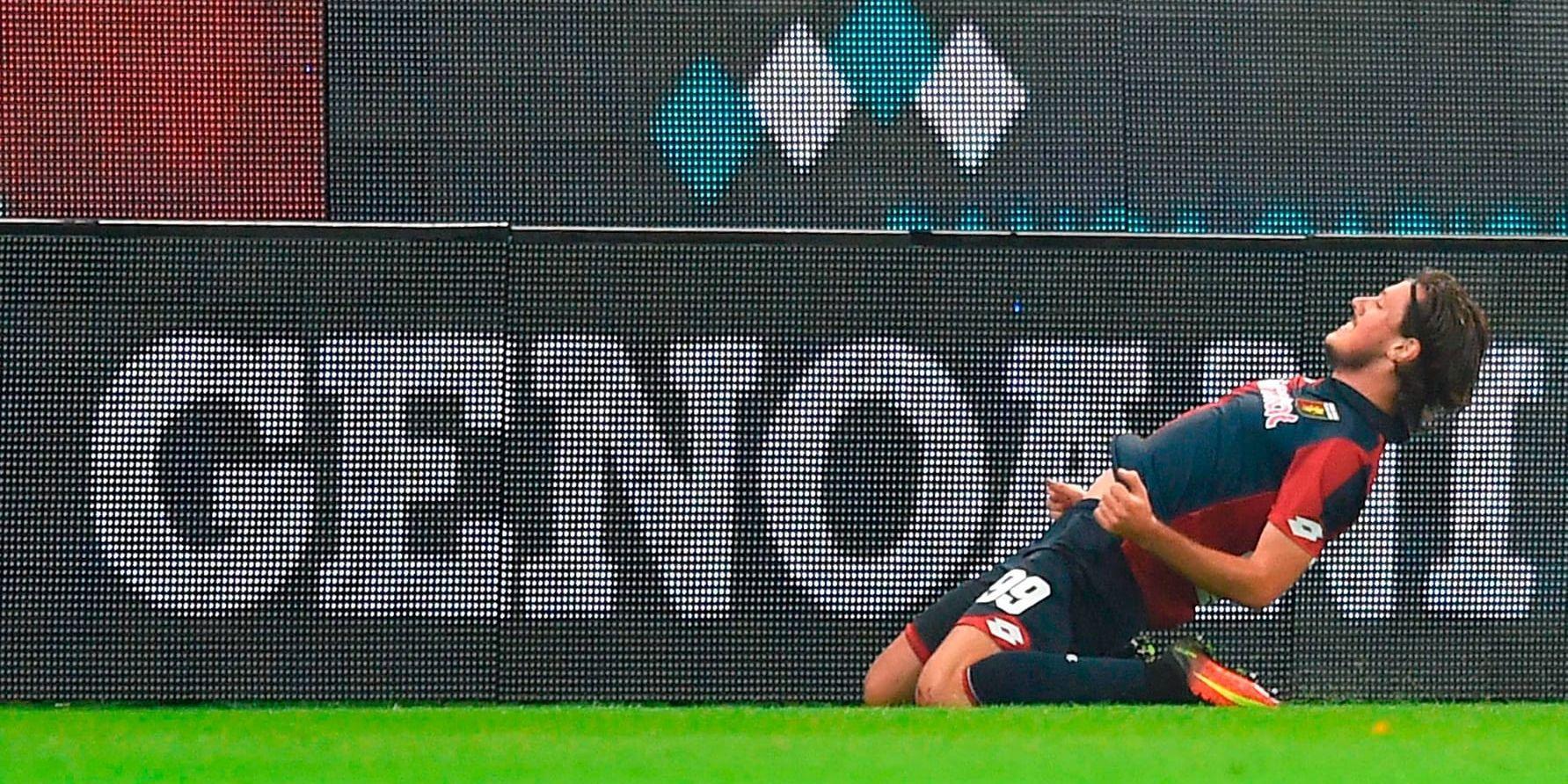 Nikola Ninkovic gjorde ett av målen när Genoa slog Milan.