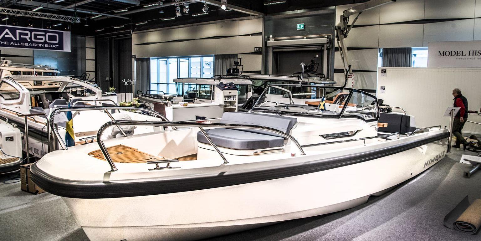 Nimbus båt T9 visades upp på mässan Allt för sjön tidigare i år. Nu har det göteborgska märket köpt upp en tung finsk konkurrent.