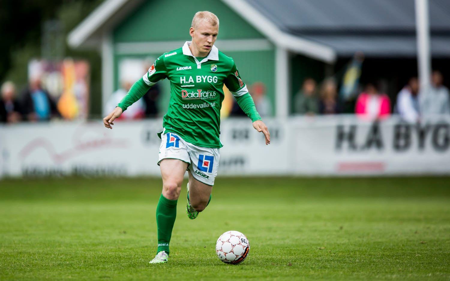 Petter Björlund har bland annat spelat för IFK Göteborg och Utsikten. Här för Ljungskile SK. Bild: Bildbyrån