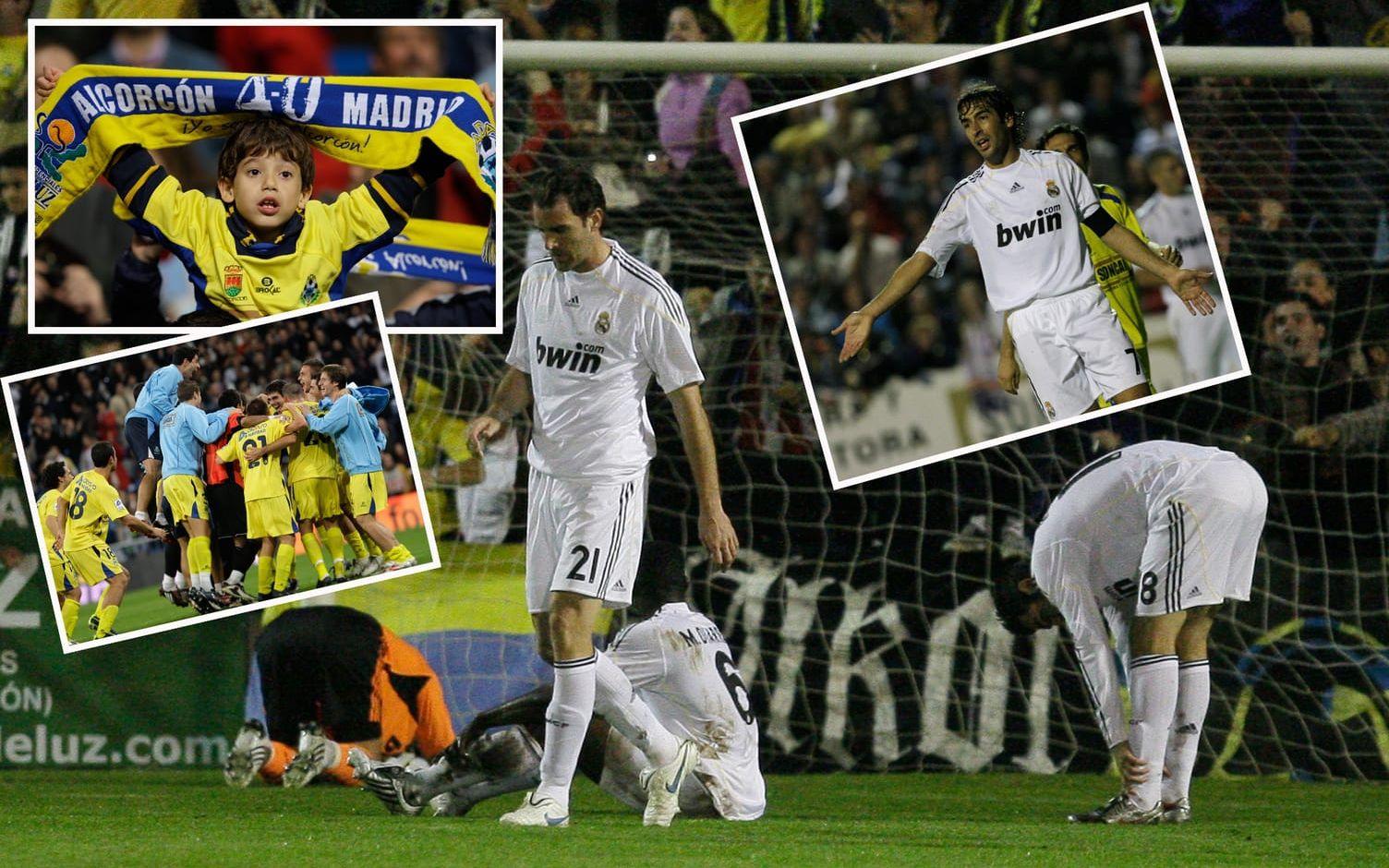 1. "Alcorconazo". Copa del Rey-mötet mellan AD Alcorcón (hemmahörande i spanska division tre) och mäktiga Real Madrid ska förstås bara kunna sluta på ett sätt. Men den 27 oktober 2009 förndrades stjärnorna från den spanska huvudstaden. Raúl och Karim Benzema bildade anfallspar och backades upp av ett på pappret starkt lag, men Alcorcón vann hemmamatchen med 4–0. I returen på Santiago Bernabéu lyckades hemmalaget bara göra ett mål, och praktskrällen var ett faktum. Foto: Bildbyrån