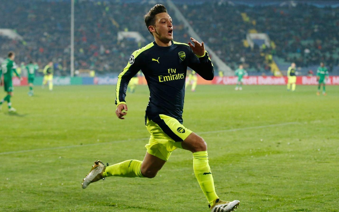 Özil har varit i fin form under hösten, men har ännu inte skrivit på något nytt kontrakt med Arsenal. Foto: Bildbyrån