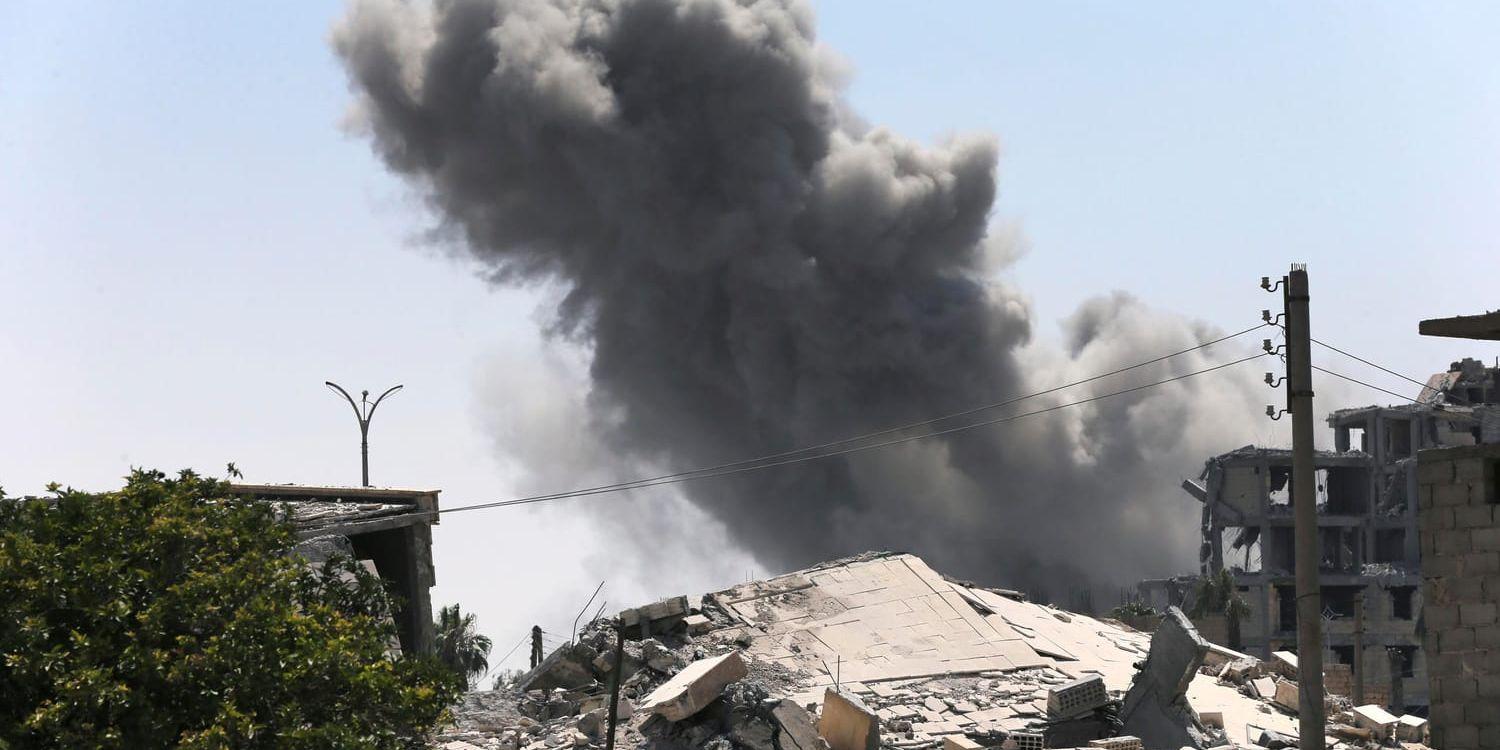 Många civila dödades i ett flyganfall från den USA-ledda koalitionen i Syrien. Arkivbild.