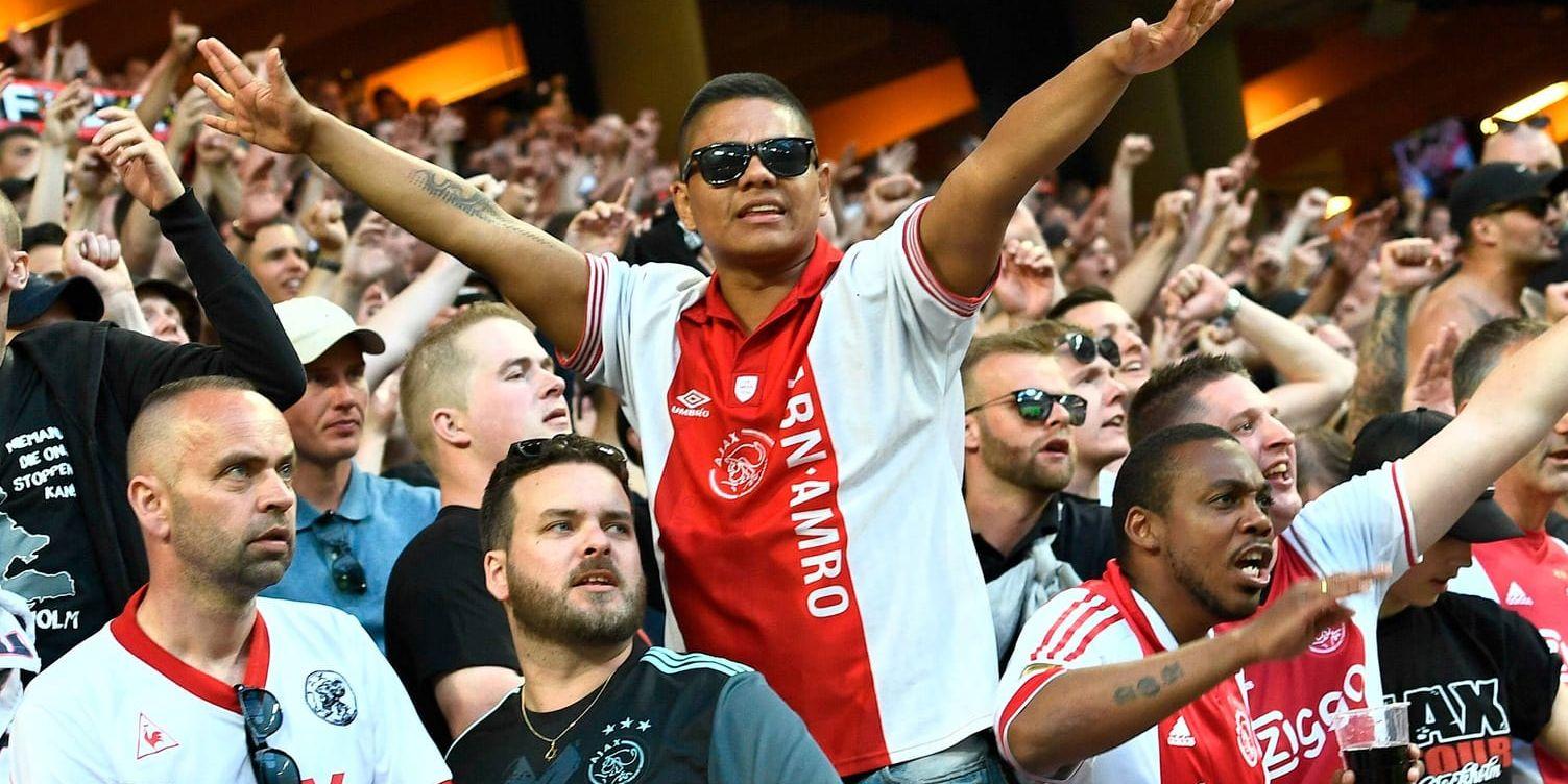 Ajax supportrar under Europa League-finalen mellan Ajax och Manchester United på Friends Arena.