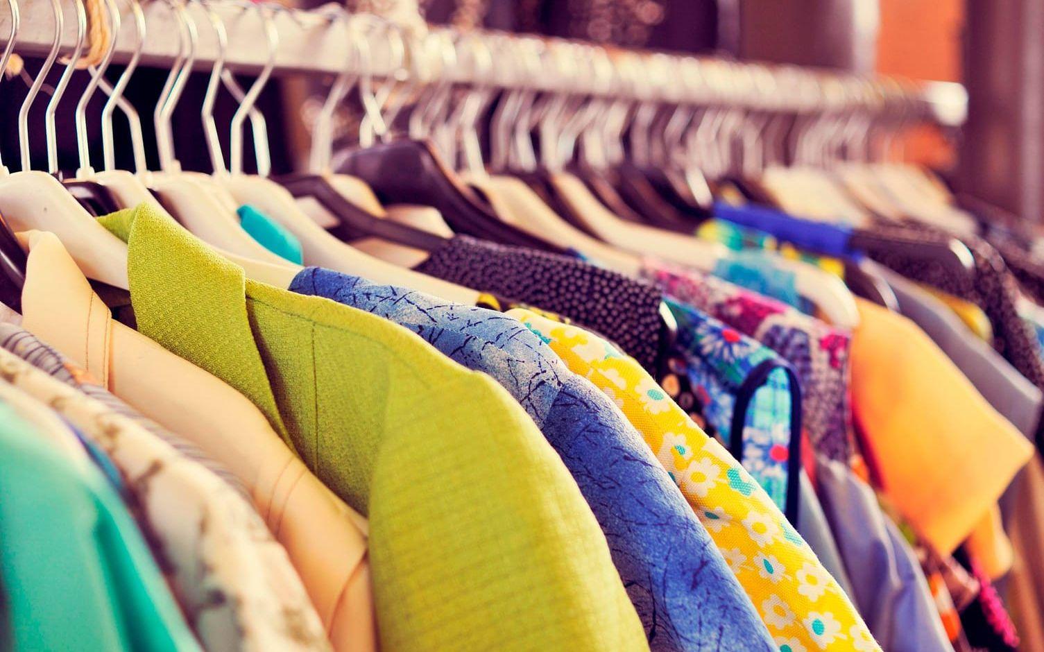 Det finns flera webbutiker som mot en avgift hjälper dig att sälja dina kläder. Bild: Shutterstock