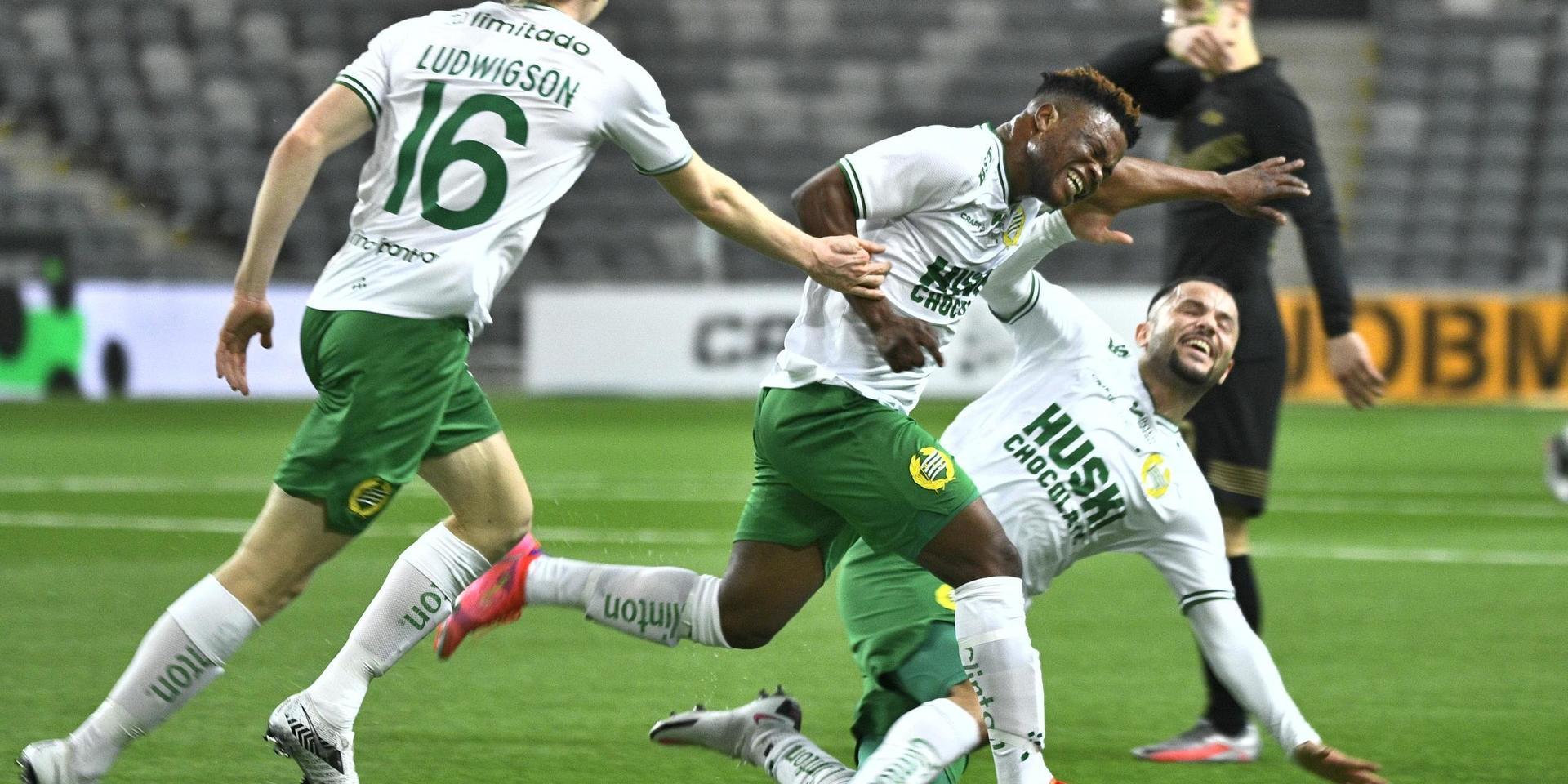 Hammarbys Akinkunmi Ayobami Amoo jublar efter att ha gjort 1–0 mot AIK.