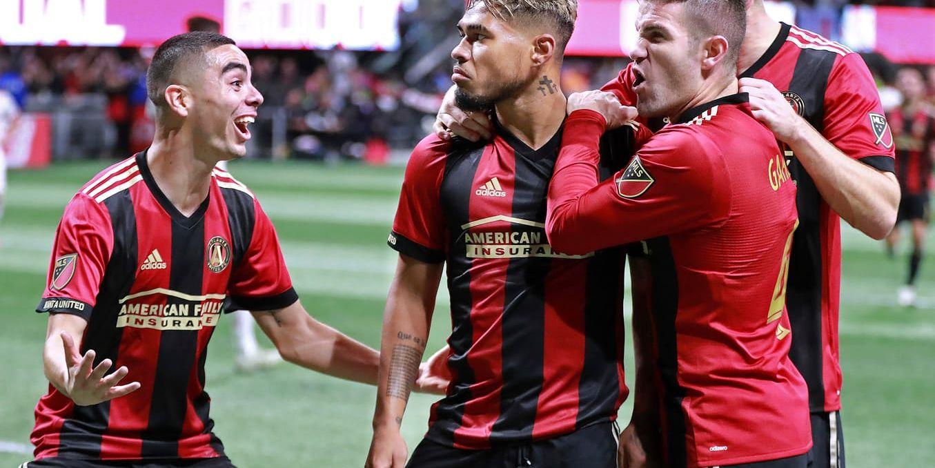Skyttekungen Josef Martinez, i mitten, gjorde mål när Atlanta vann MLS-semifinalen mot New York Red Bulls med 3–0.