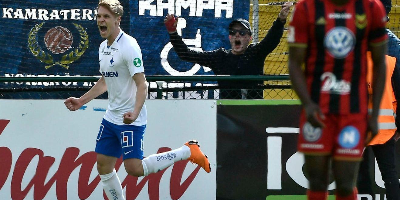 Norrköpings Arnór Sigurdsson gjorde båda målen i sin första match från start.