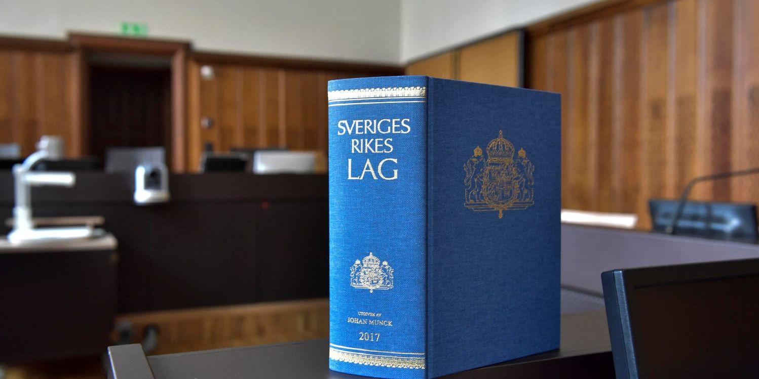En kvinna i 40-årsåldern döms av Borås tingsrätt till tre års fängelse för mordbrand. Arkivbild.
