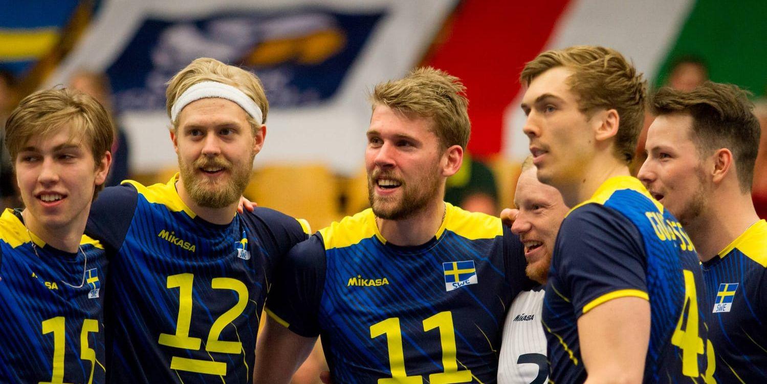 Svenska volleybollandslaget vann mot Azerbajdzjan och är klart för slutspel. Arkivbild.
