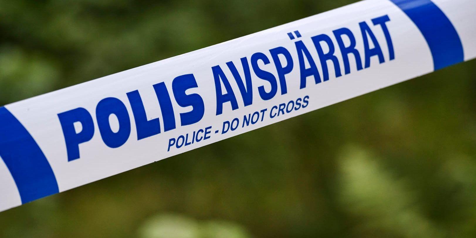 En man hittades död i ett friluftsområde i Halmstads kommun under tisdagsförmiddagen. Ärendet rubriceras som misstänkt mord. Arkivbil.
