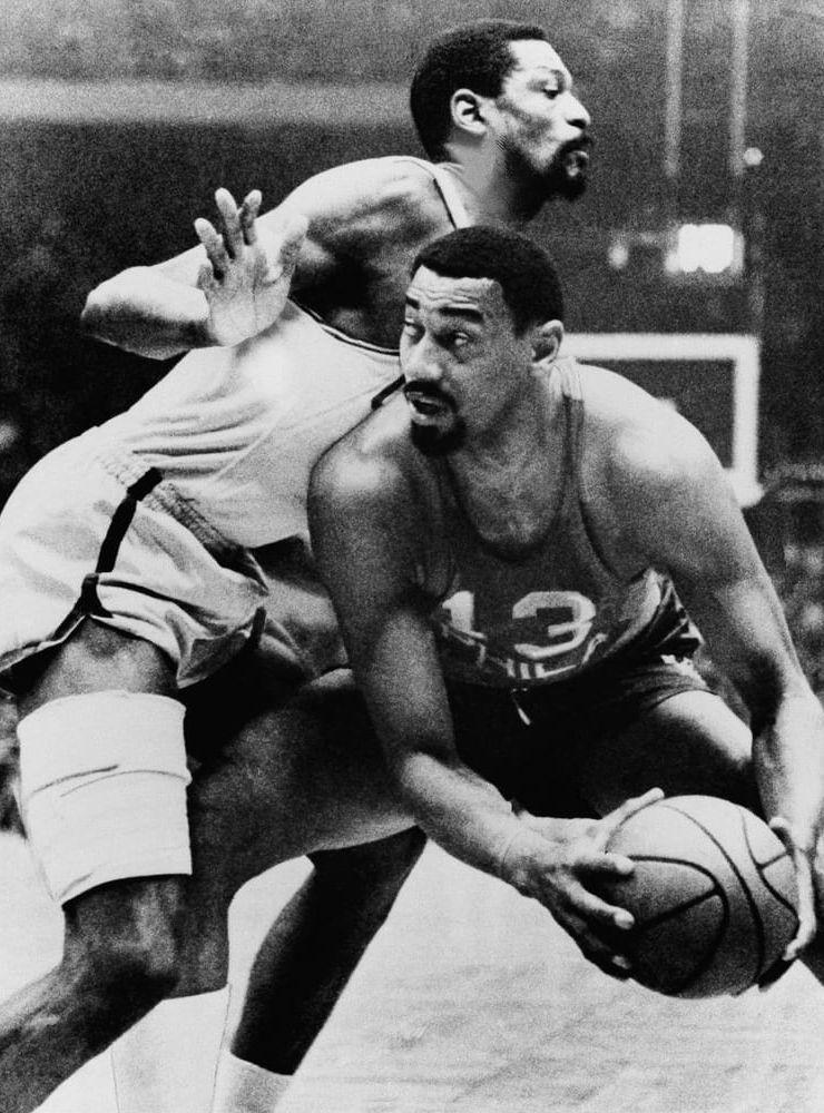 Russell vann elva NBA-titlar med Boston Celtics. Chamberlain blev bara mästare en gång med sitt Los Angeles Lakers. Foto: TT