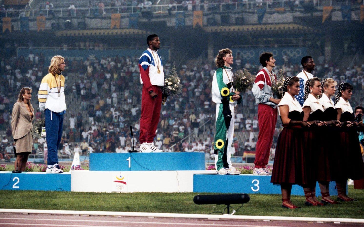 Prispallen i OS i Barcelona 1992 – Sotomayor etta och Sjöberg tvåa. Foto: TT