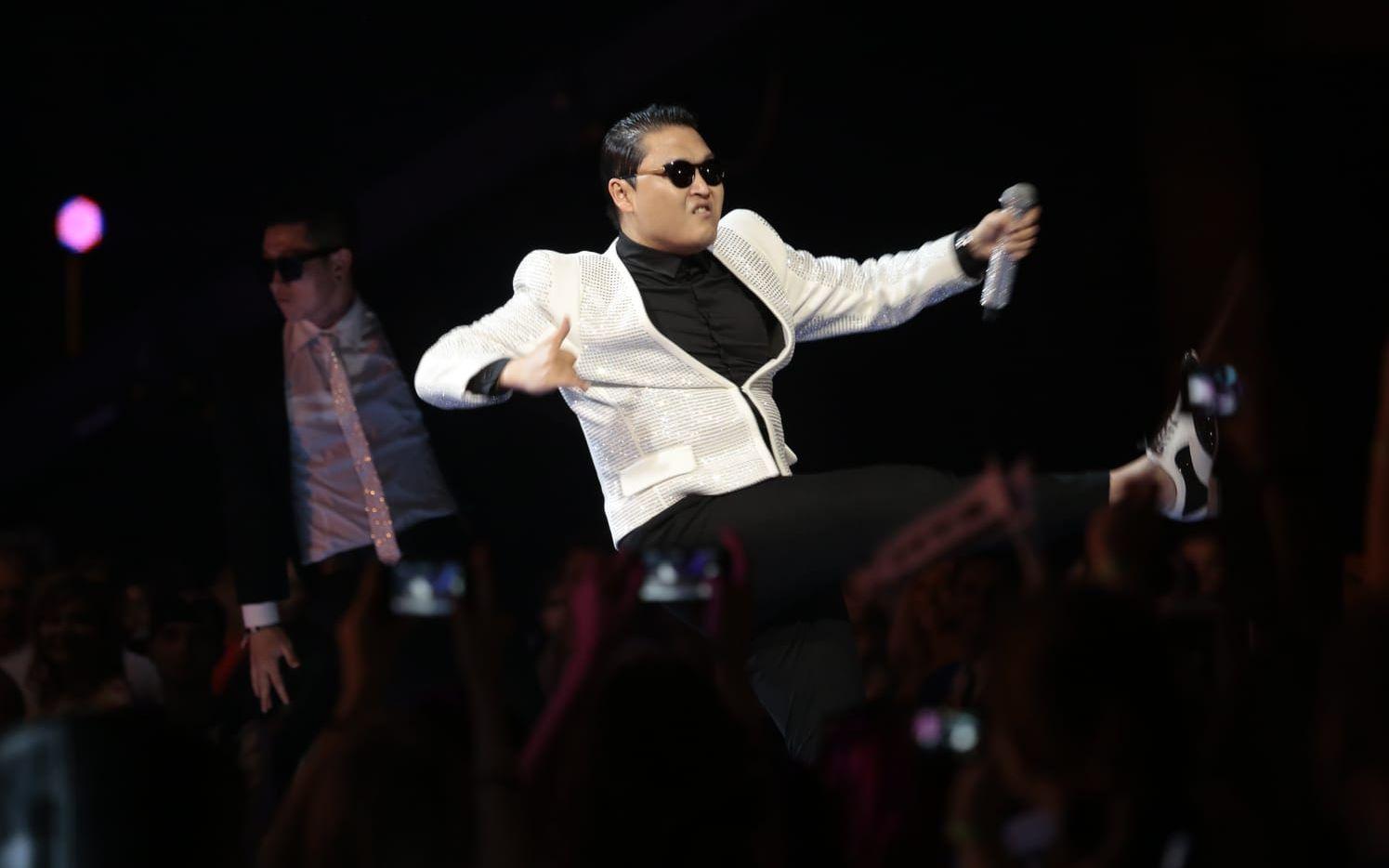 Du kunde säkert gissa det: Psys internetfenomen "Gangnam style" är den mest sedda Youtube-videon någonsin. 2,8 miljarder gånger har den setts. Foto: TT
