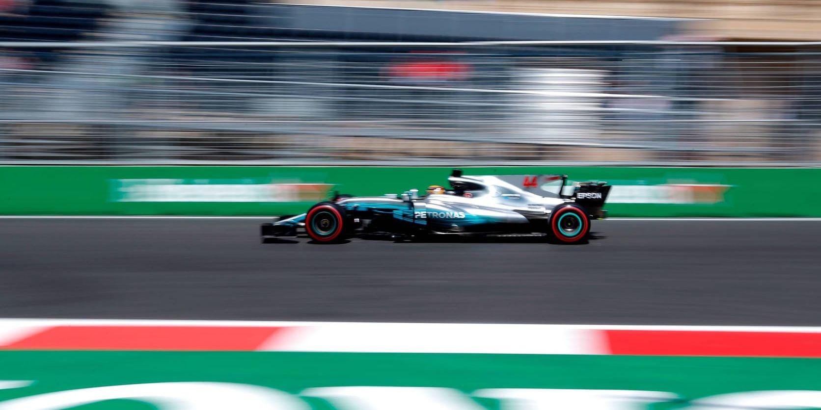 Lewis Hamilton under lördagens kval.
